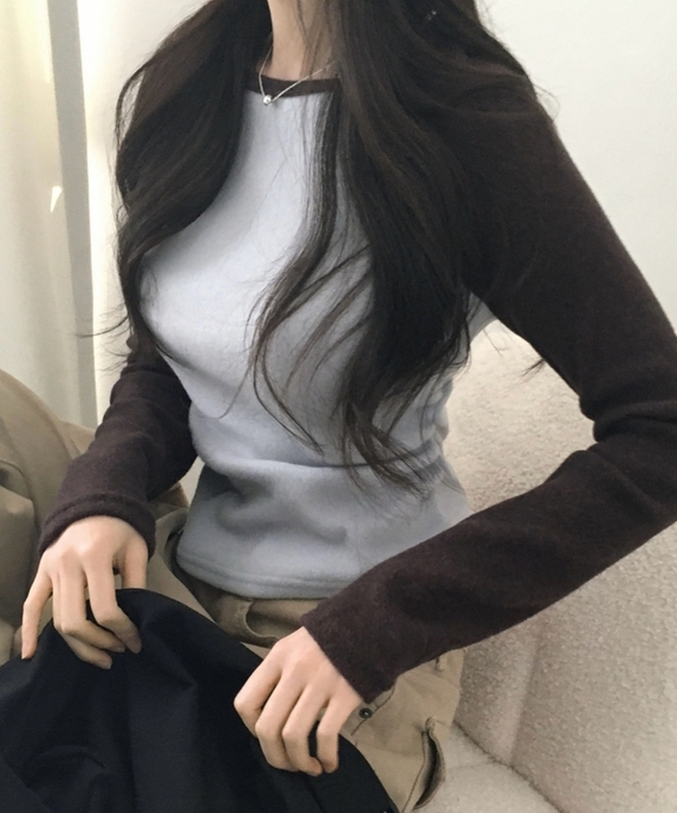 로멘 기모배색 레글런 셔링 크롭 긴팔니트 티셔츠 브라운
