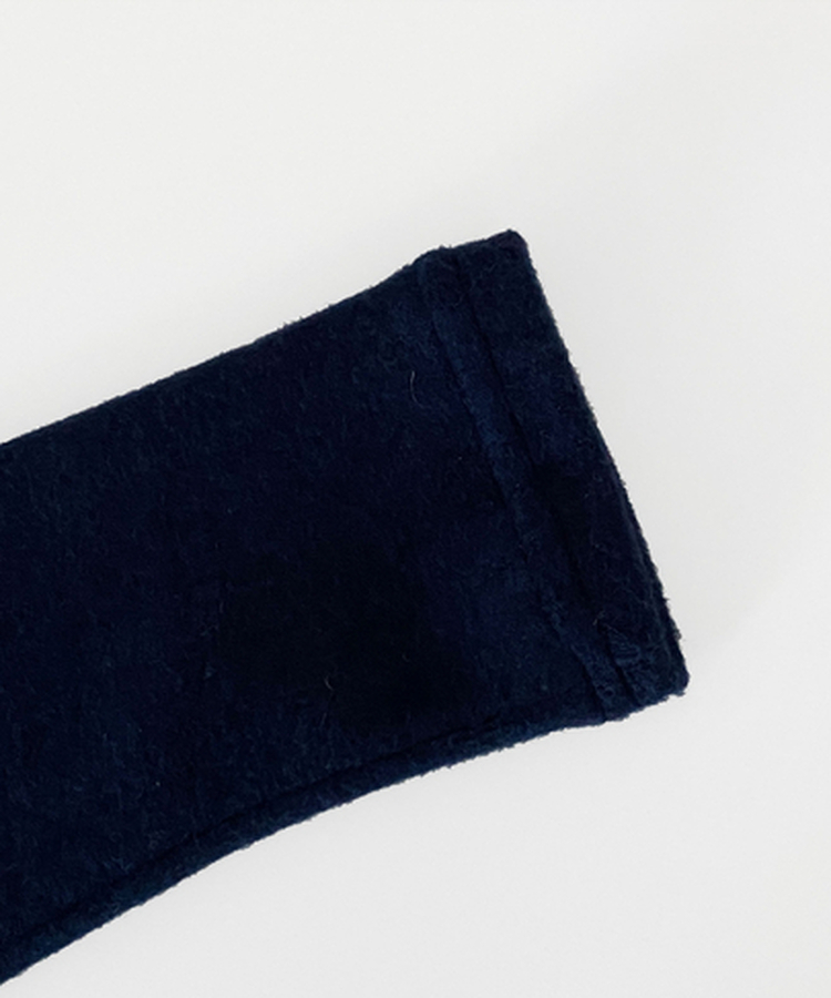 로멘 기모배색 레글런 셔링 크롭 긴팔니트 티셔츠