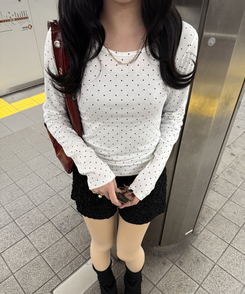 ドット柄ラウンドネックTシャツ IVORY