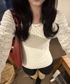 ドット柄ラウンドネックTシャツ IVORY