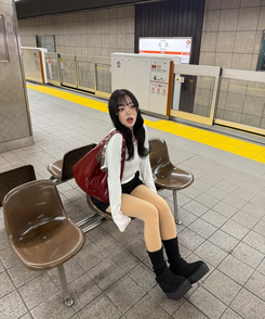 ドット柄ラウンドネックTシャツ IVORY