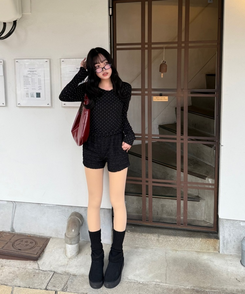 ドット柄ラウンドネックTシャツ BLACK