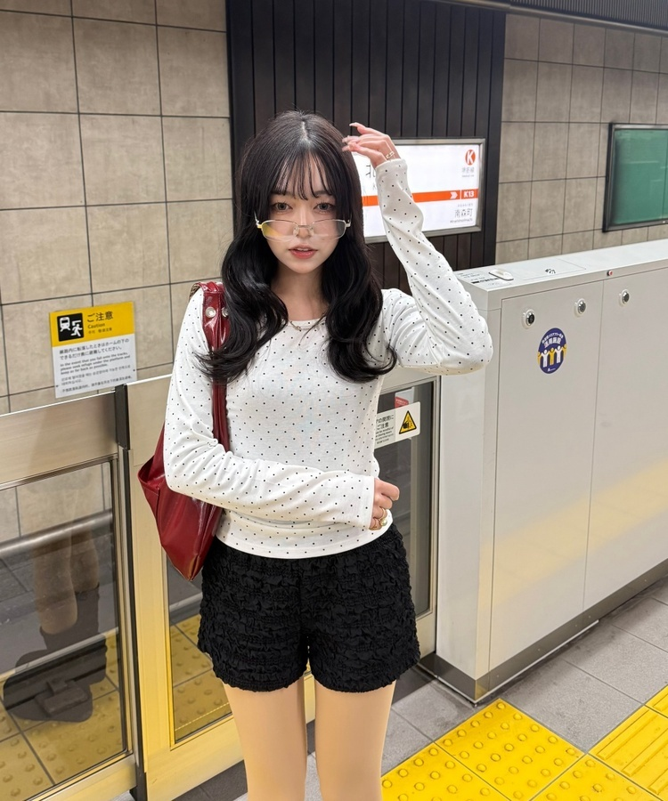 ドット柄ラウンドネックTシャツ IVORY