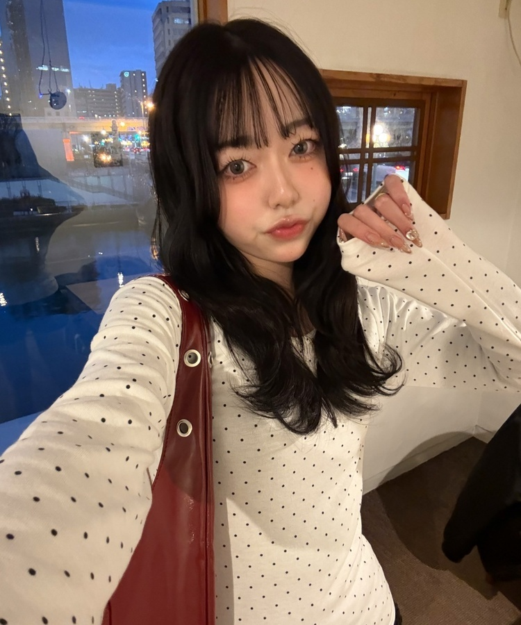 ドット柄ラウンドネックTシャツ IVORY