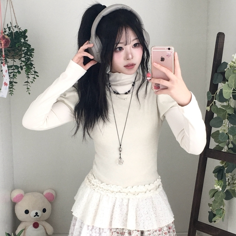 숲속소녀 부들부들 레이어드 캉캉 프릴 반팔티셔츠 프릴 목폴라 긴팔 티셔츠 베이지