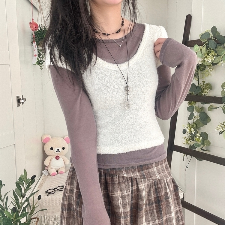 무채색 미소녀 테리소재 레이어드 라운드넥 반팔 니트 아이보리