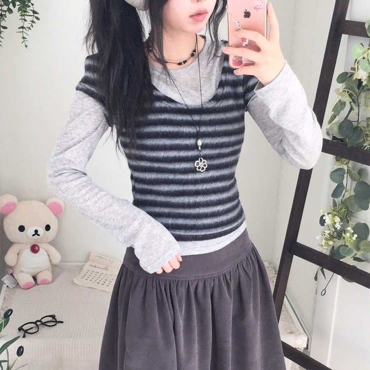 모리걸 앙고라 레이어드 라운드넥 반팔 니트 블랙