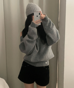 레이니 원오프숄더 긴팔니트 그레이