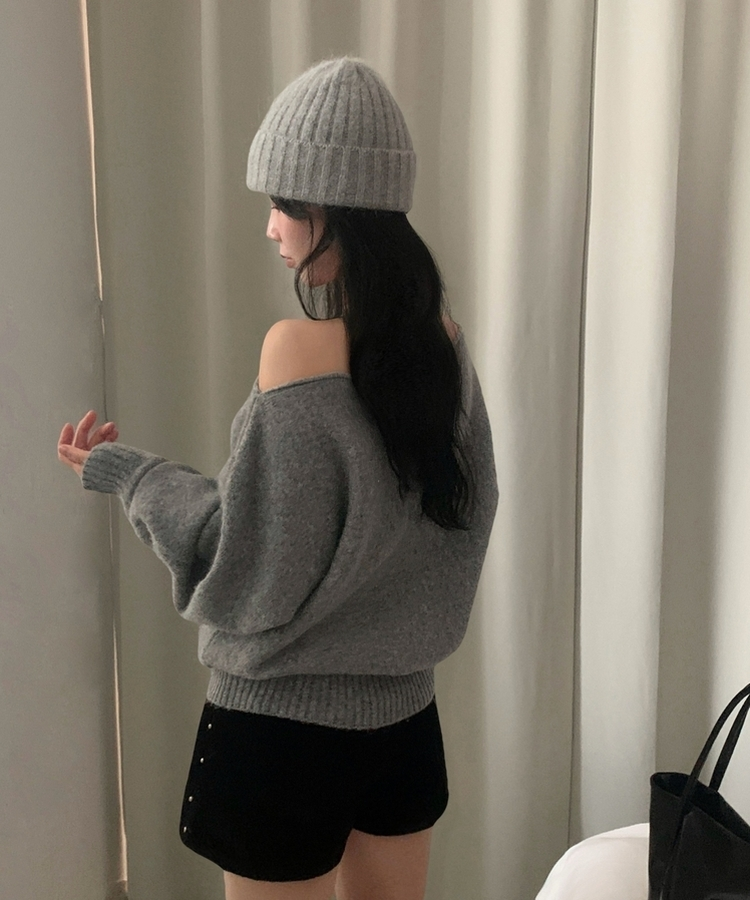 레이니 원오프숄더 긴팔니트 그레이