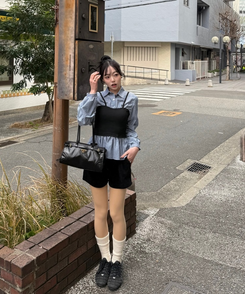 스트라이프 플레어 뷔스티에 셔츠 소라