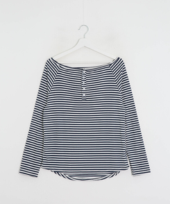 オフショルダーボーダートップス