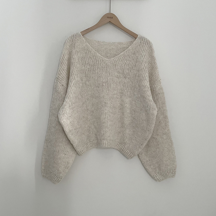 포도색감 오버핏 브이넥 벌룬 아방핏 겨울 봄니트