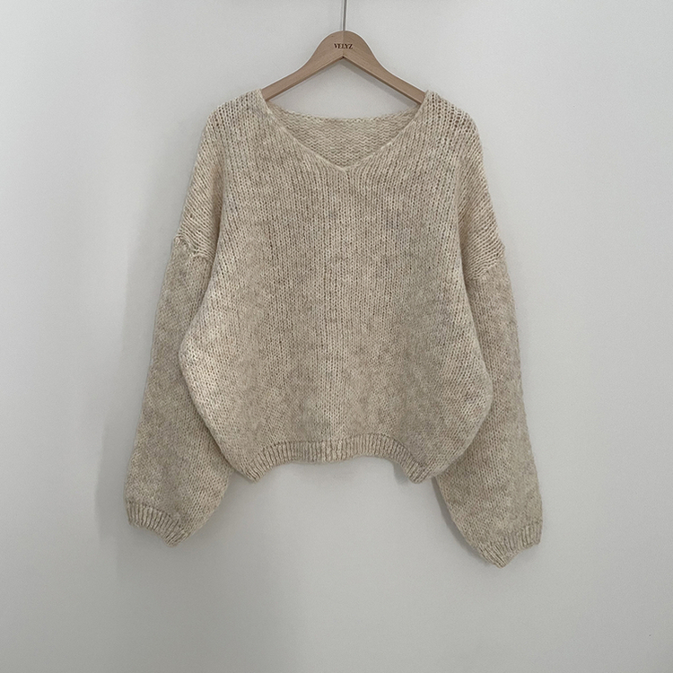포도색감 오버핏 브이넥 벌룬 아방핏 겨울 봄니트