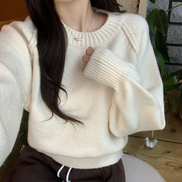 퀄리티 핏 보장하는 모모 라운드 아방핏 겨울 긴팔 니트 루즈핏 긴팔티 데일리 상의 6color 아이보리