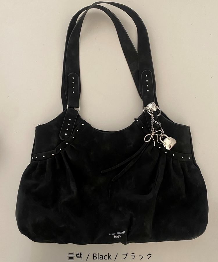 シルバースタッドフェイクレザーショルダーバッグ