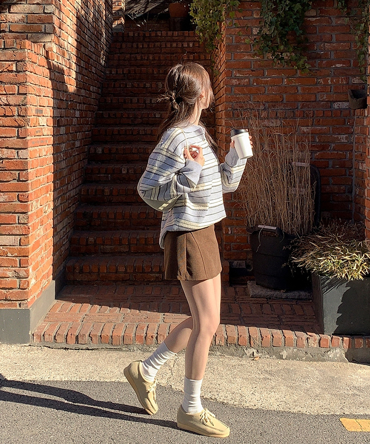 【ウール混】（ラムウール♥／ストライプ／体型カバーシルエット）ラムウールストライプカラールーズフィットニット SKYBLUE