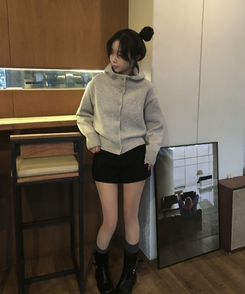 모루 후드 버튼 하이넥 니트 가디건 그레이