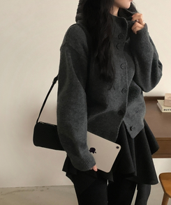 모루 후드 버튼 하이넥 니트 가디건 차콜