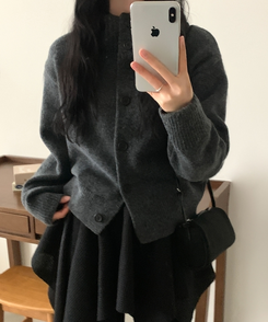 모루 후드 버튼 하이넥 니트 가디건 차콜