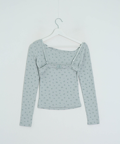 잔꽃 레이어드 긴팔티셔츠