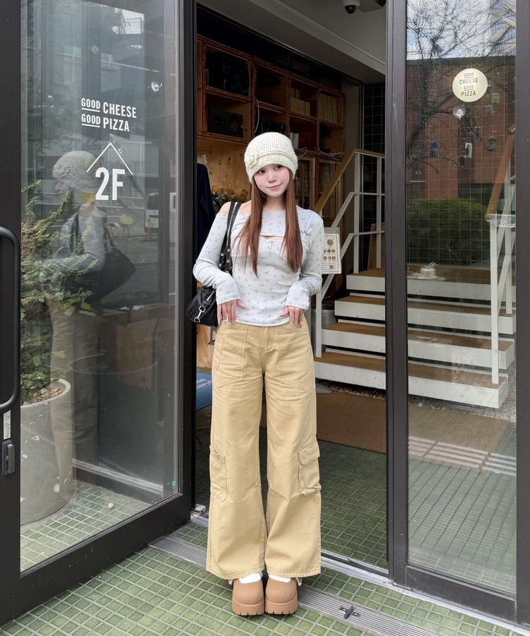 잔꽃 레이어드 긴팔티셔츠 그레이