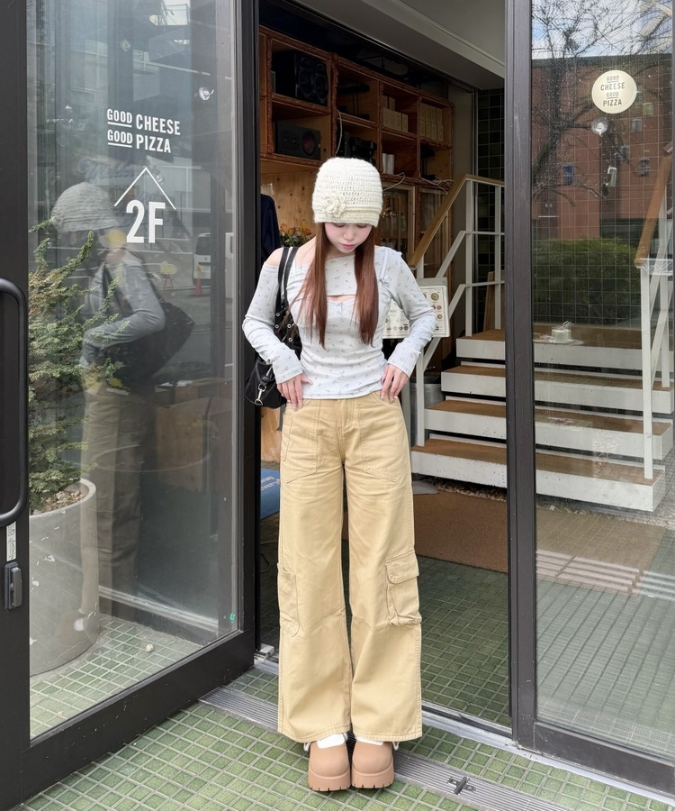 잔꽃 레이어드 긴팔티셔츠 그레이