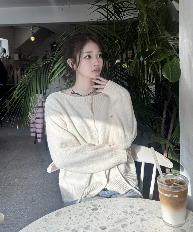 팬던트 스트링 오프숄더 가디건 아이보리