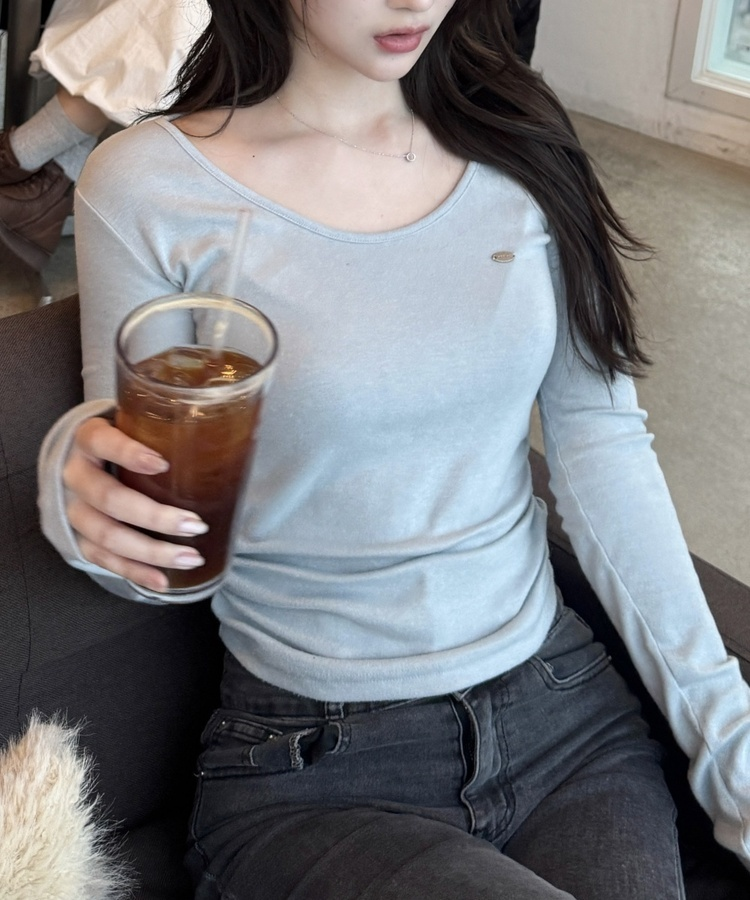 옆셔링 워머 U넥 긴팔티셔츠 소라