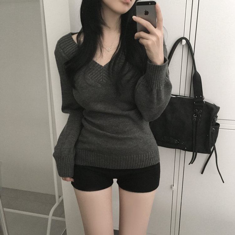 スリムディープVネックニット GREY