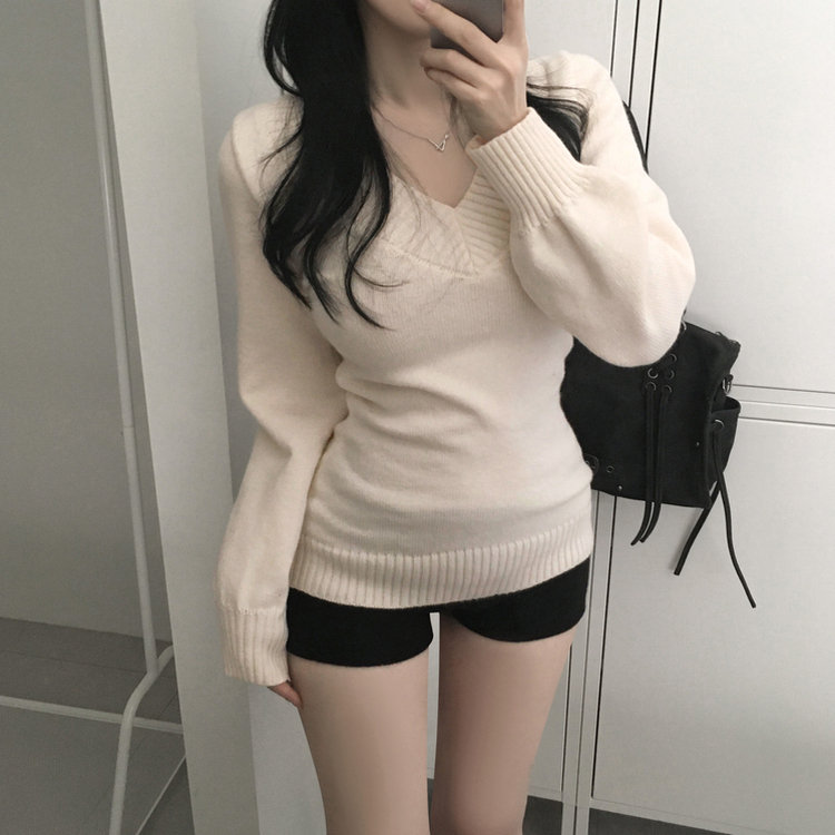 スリムディープVネックニット IVORY