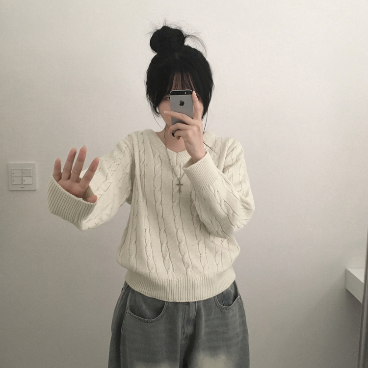 ケーブルふんわりVネックニット(5color) BEIGE