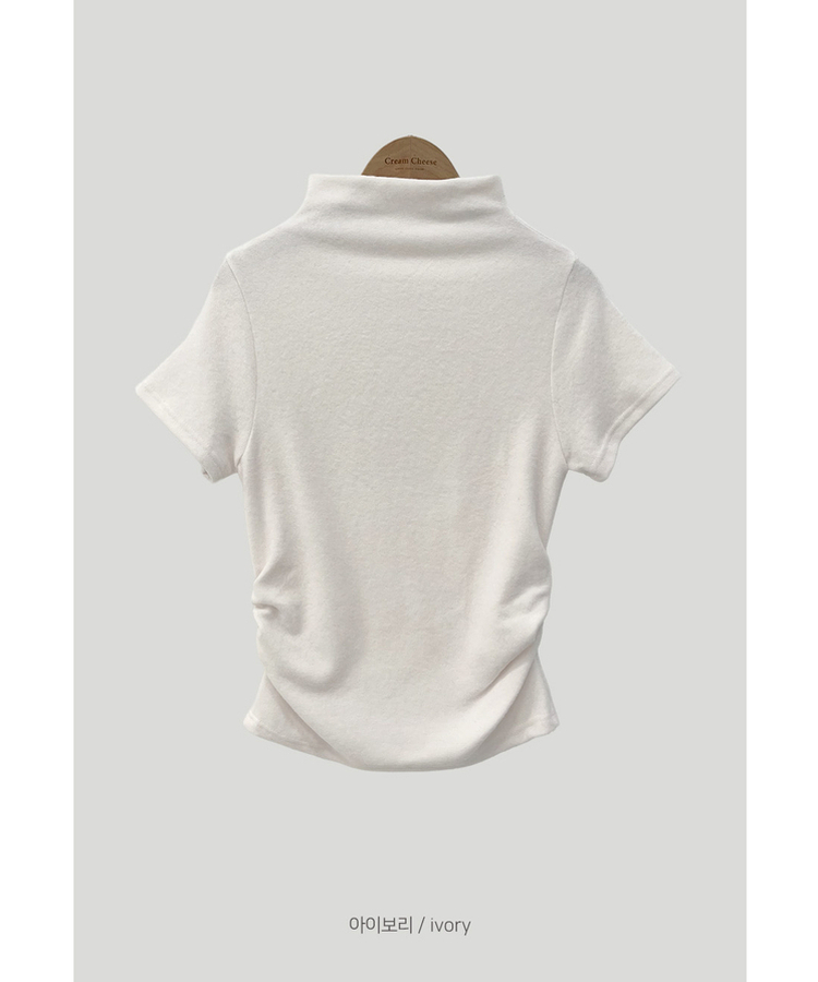 シャーリングハーフタートルネックTシャツ