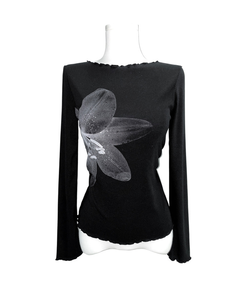 フラワースリム長袖Tシャツ