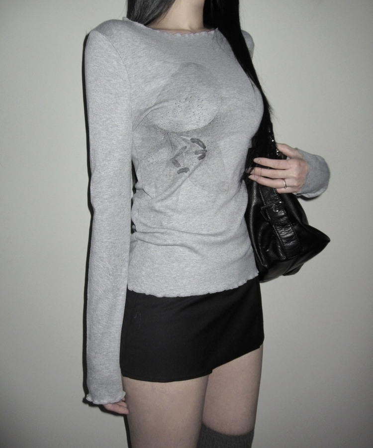 フラワースリム長袖Tシャツ GREY