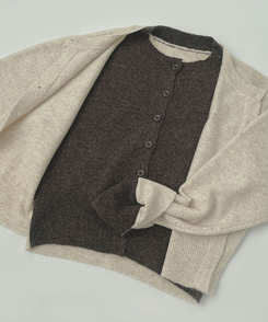 울 펜던트 고퀄 배색 레이어드 가디건