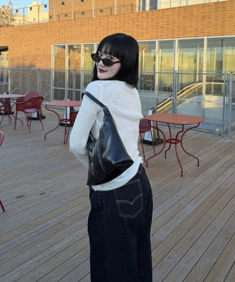 슬립 단추 울 골지 버튼 슬림 긴팔티셔츠 아이보리