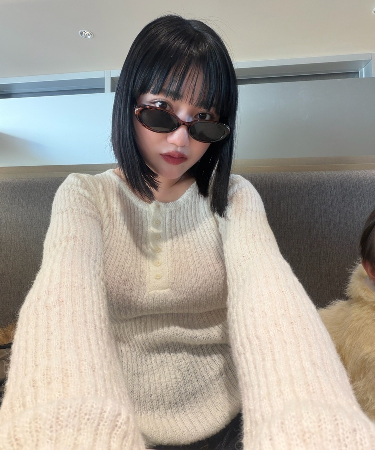 슬립 단추 울 골지 버튼 슬림 긴팔티셔츠 아이보리