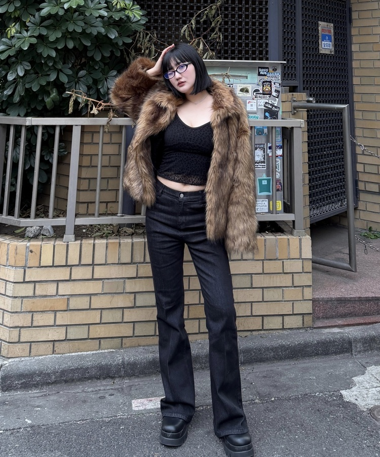 모브 생지 부츠컷 데님 팬츠 블랙