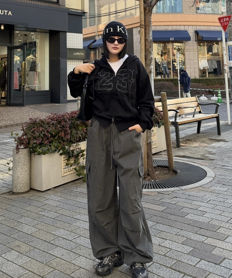 숫자 레이스 후드집업 블랙