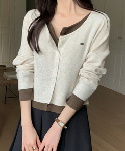 （一体型／レイヤードツートーン♥）   ペンダント レイヤード 配色 ニットカーディガン   LIGHTBEIGE