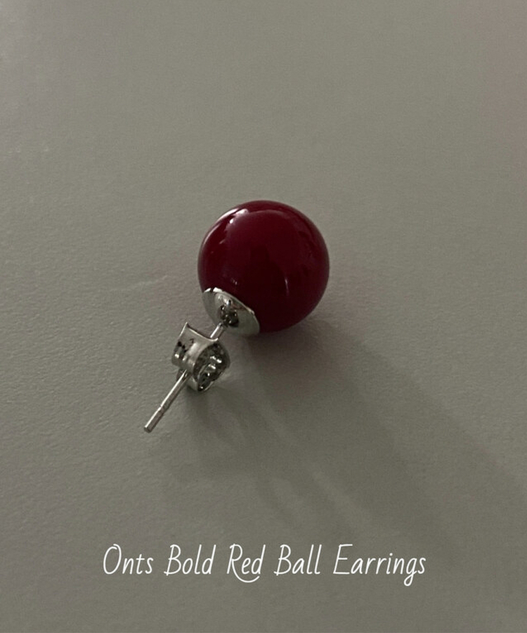 レッド真珠ピアス RED