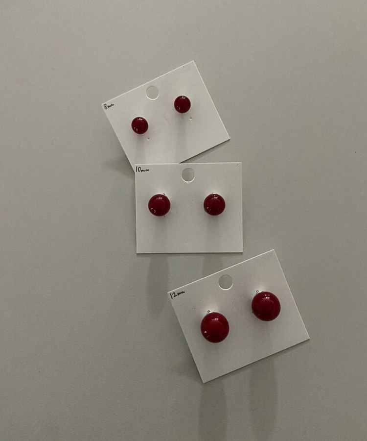 レッド真珠ピアス