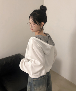 スターフードドパーカージップアップ IVORY