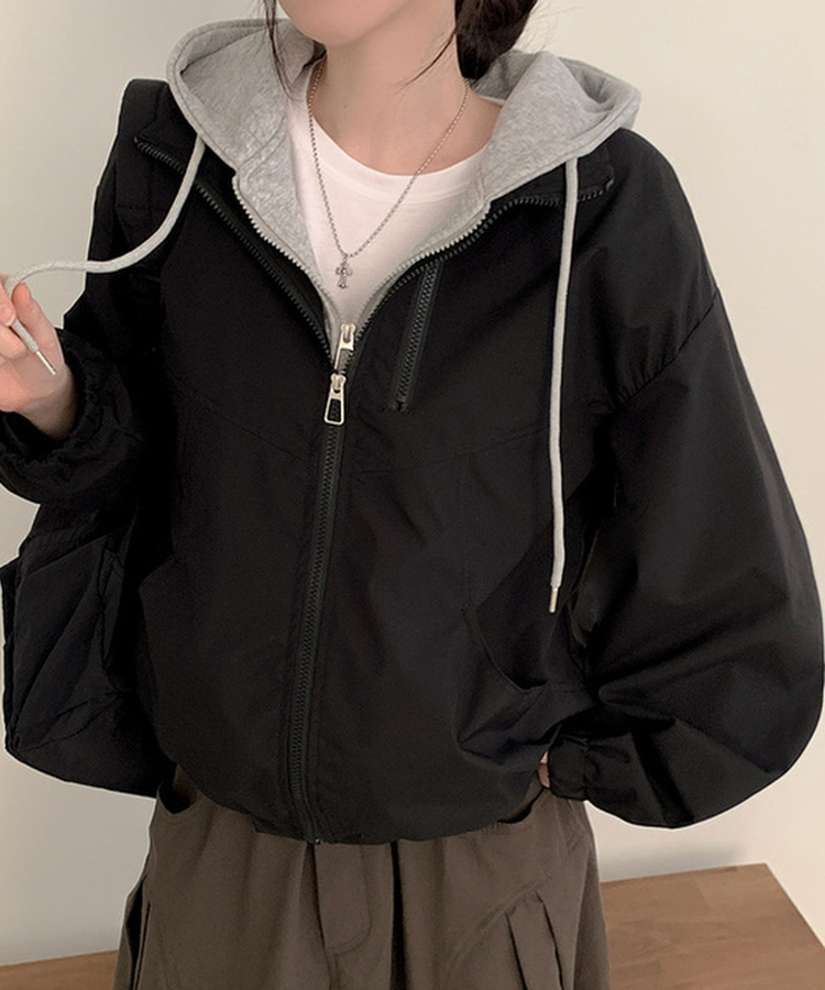 レイヤードオーバーフードウィンドブレーカー BLACK