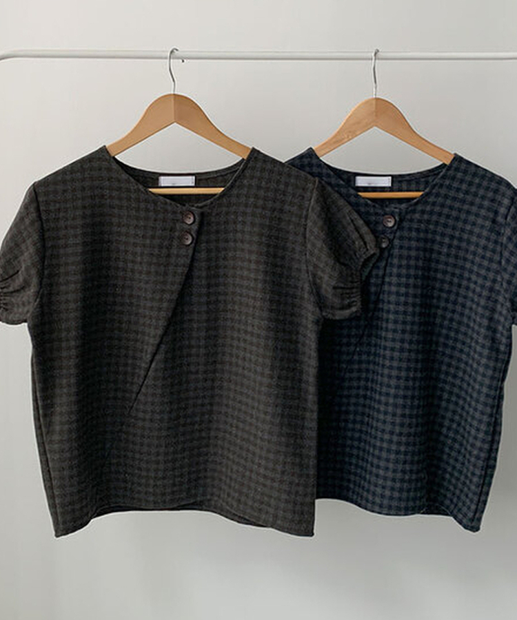 아멜 울 체크 버튼 모직 반팔 블라우스