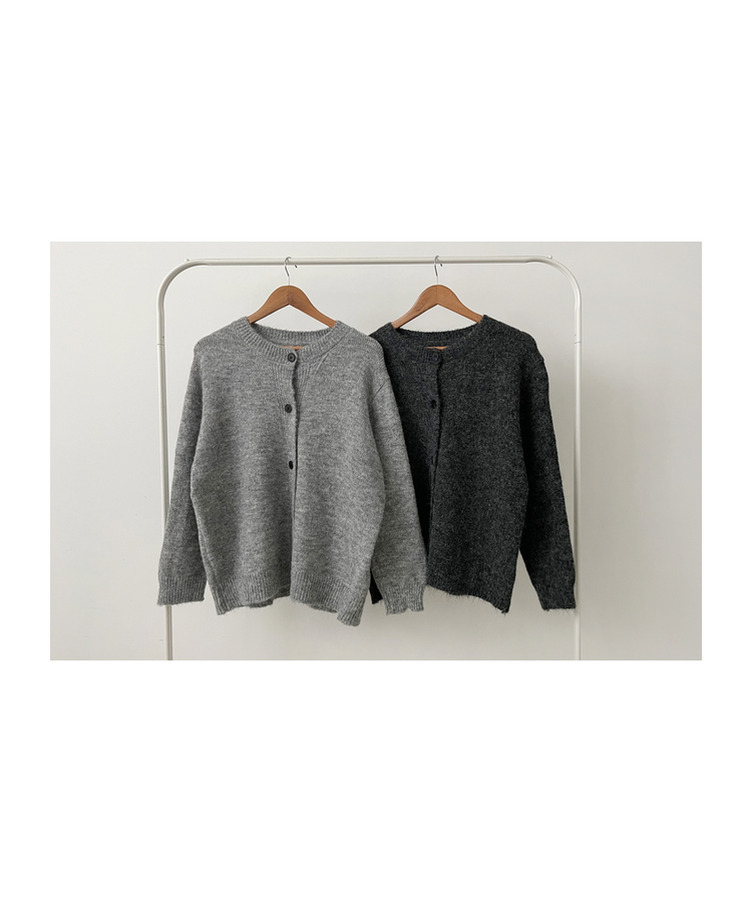 ルーズフィットニットカーディガン