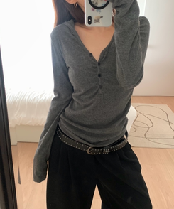 Vネックボタンシャーリングフード(6color) CHARCOAL