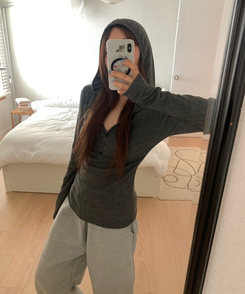 Vネックボタンシャーリングフード(6color) MOCHA