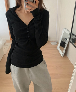 Vネックボタンシャーリングフード(6color) BLACK