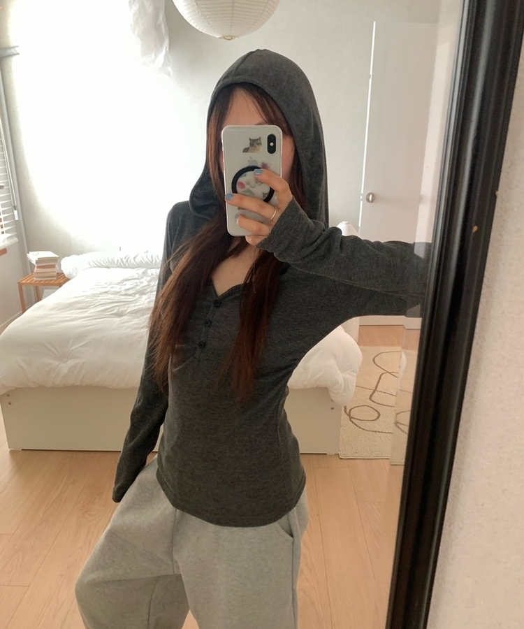 Vネックボタンシャーリングフード(6color) MOCHA